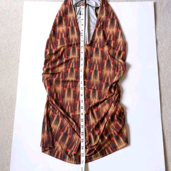 Viereck pattern v neck top Size xs - Picture 8 of 12